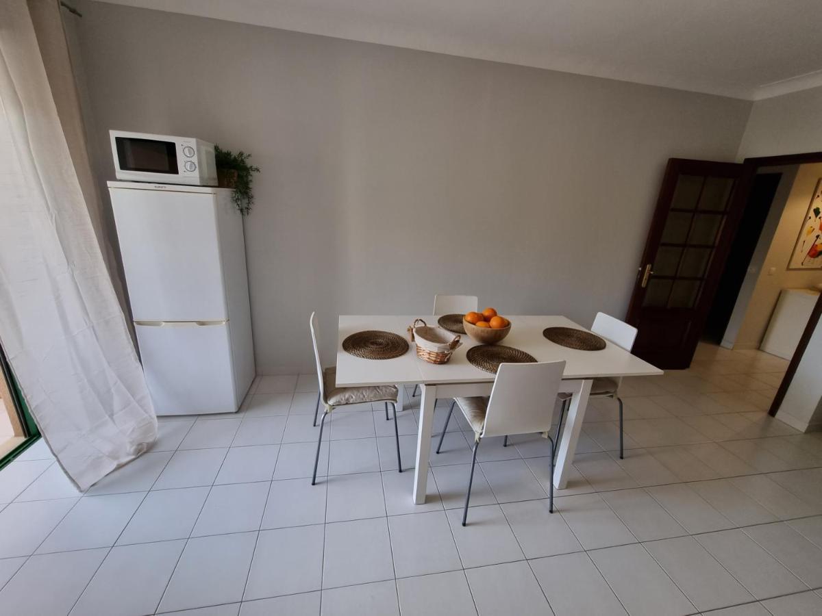 Apartamento Encantador Com Piscina Aquecida Portimão Exteriör bild
