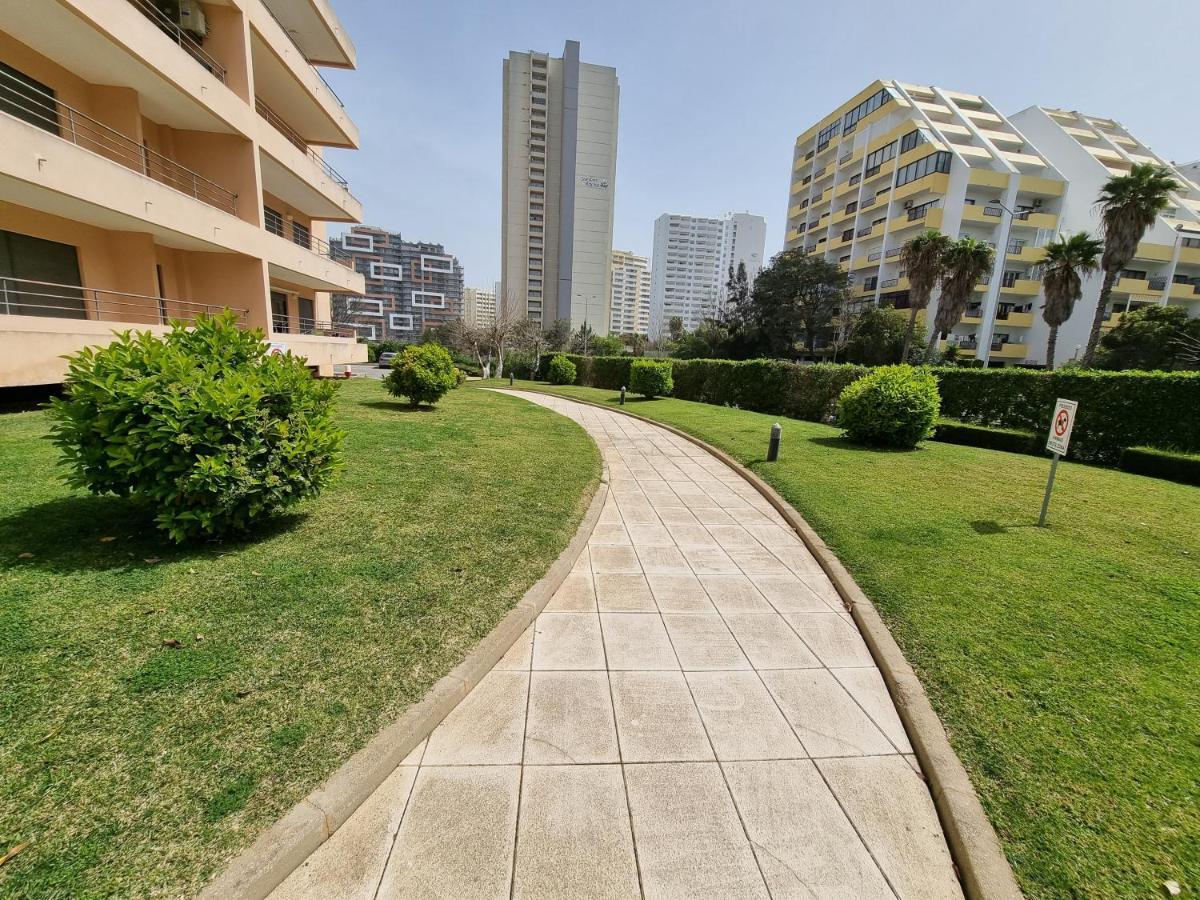 Apartamento Encantador Com Piscina Aquecida Portimão Exteriör bild